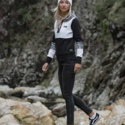 UNIT Womens Mamba Hoodie