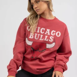 Mitchell & Ness Chicago Bulls Vintage HWC Big Logo Sweatshirt