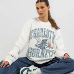 Mitchell & Ness Charlotte Hornets Ivy Arch Sweatshirt