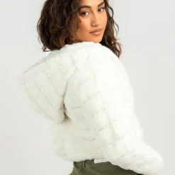 Arna Faux Fur Jacket 6 Arna Faux Fur Jacket -Deals Vistara Fit Store 20355194 01 LT XL