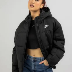 Nike Essential Classic Hooded Puffer Jacket